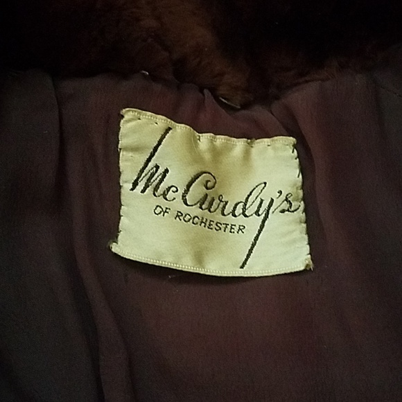 Vintage McCurdy's of Rochester Fur Coat - Picture 4 of 7